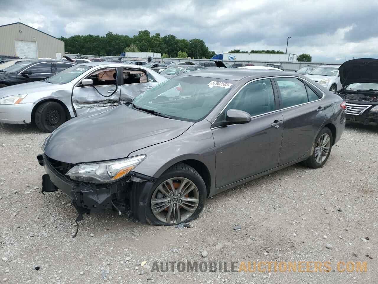 4T1BF1FKXHU633207 TOYOTA CAMRY 2017