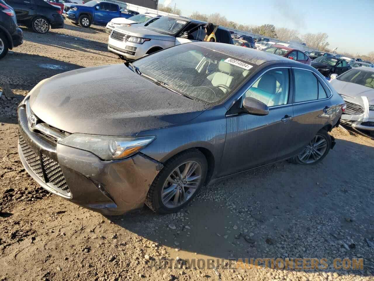 4T1BF1FKXHU635653 TOYOTA CAMRY 2017