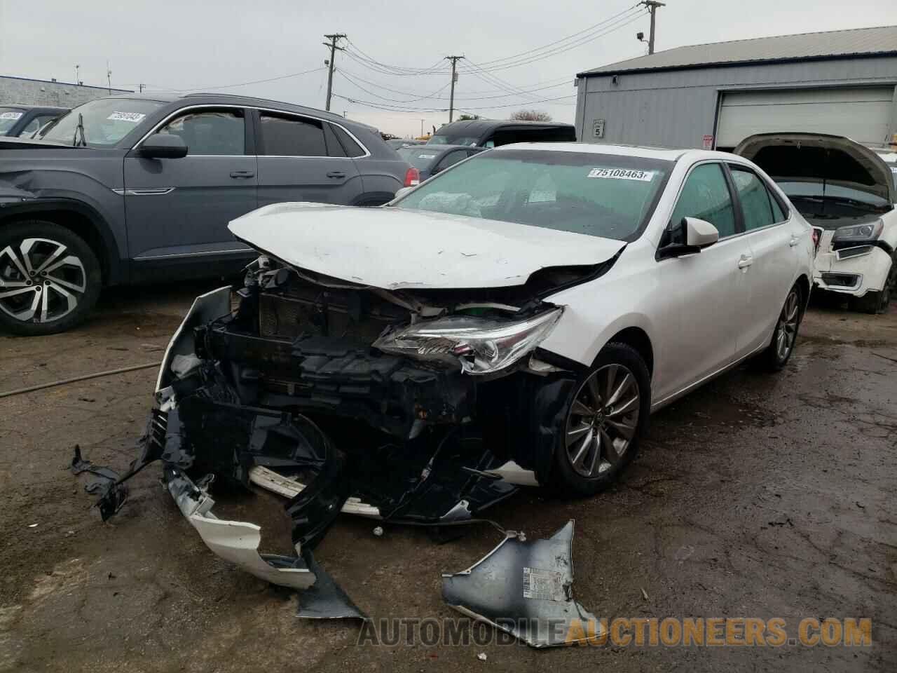 4T1BF1FKXHU640917 TOYOTA CAMRY 2017