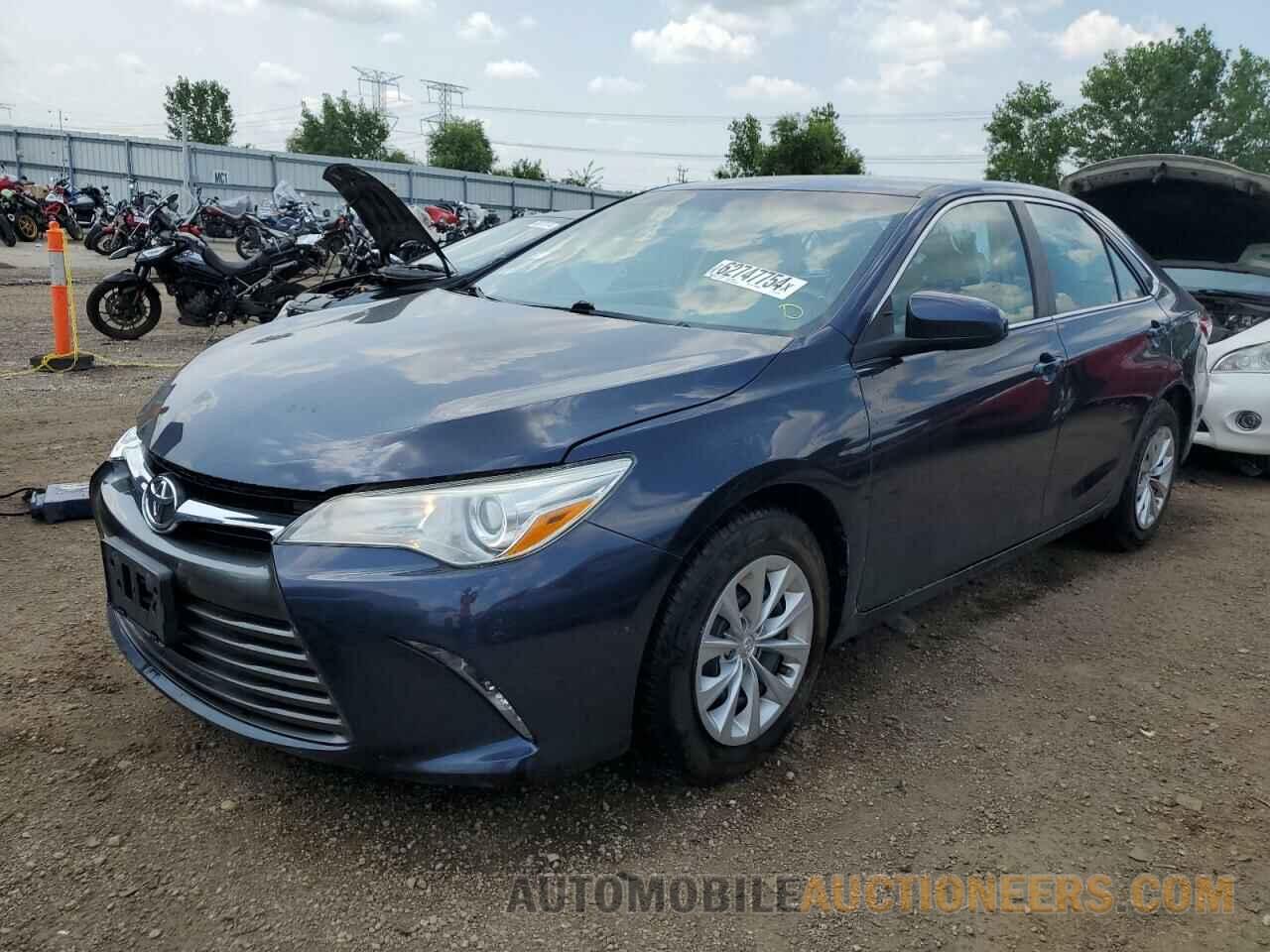 4T1BF1FKXHU657703 TOYOTA CAMRY 2017