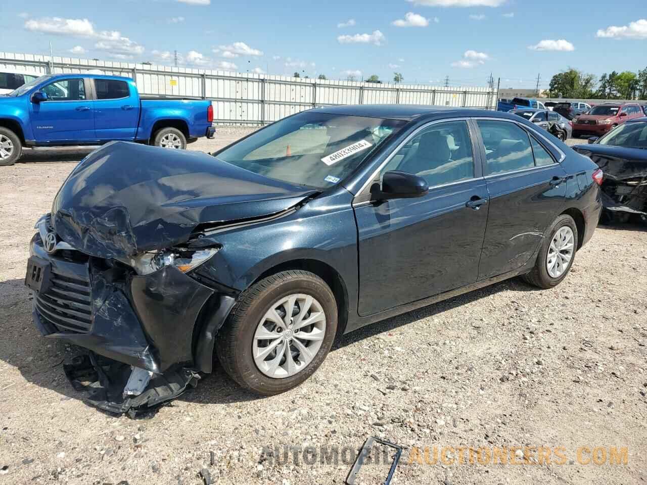 4T1BF1FKXHU669656 TOYOTA CAMRY 2017