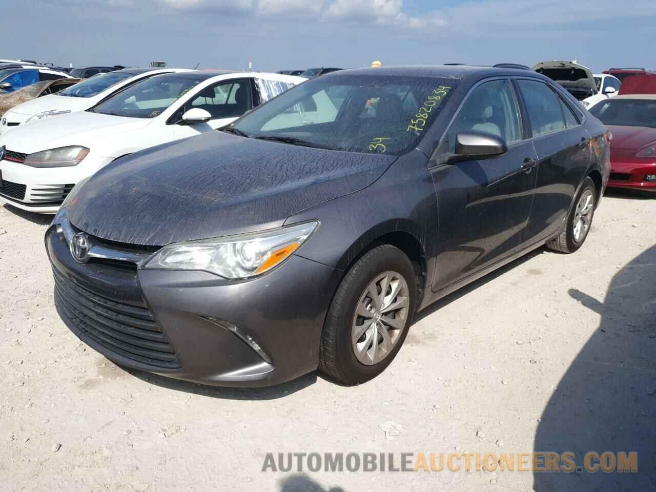 4T1BF1FKXHU670662 TOYOTA CAMRY 2017