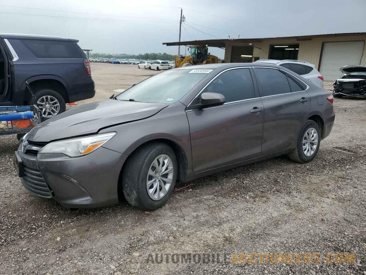 4T1BF1FKXHU682262 TOYOTA CAMRY 2017