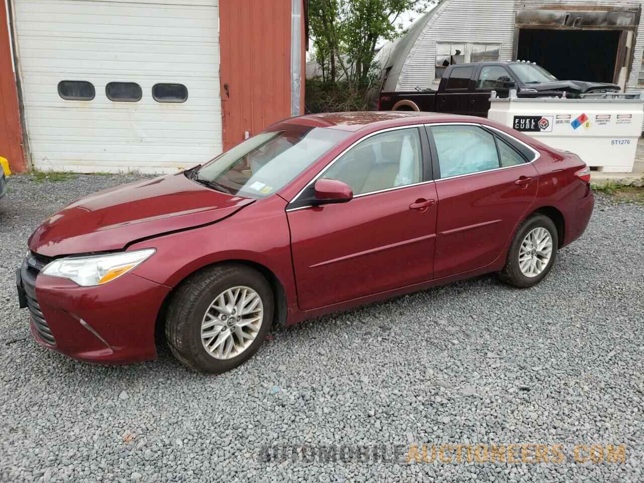 4T1BF1FKXHU684688 TOYOTA CAMRY 2017