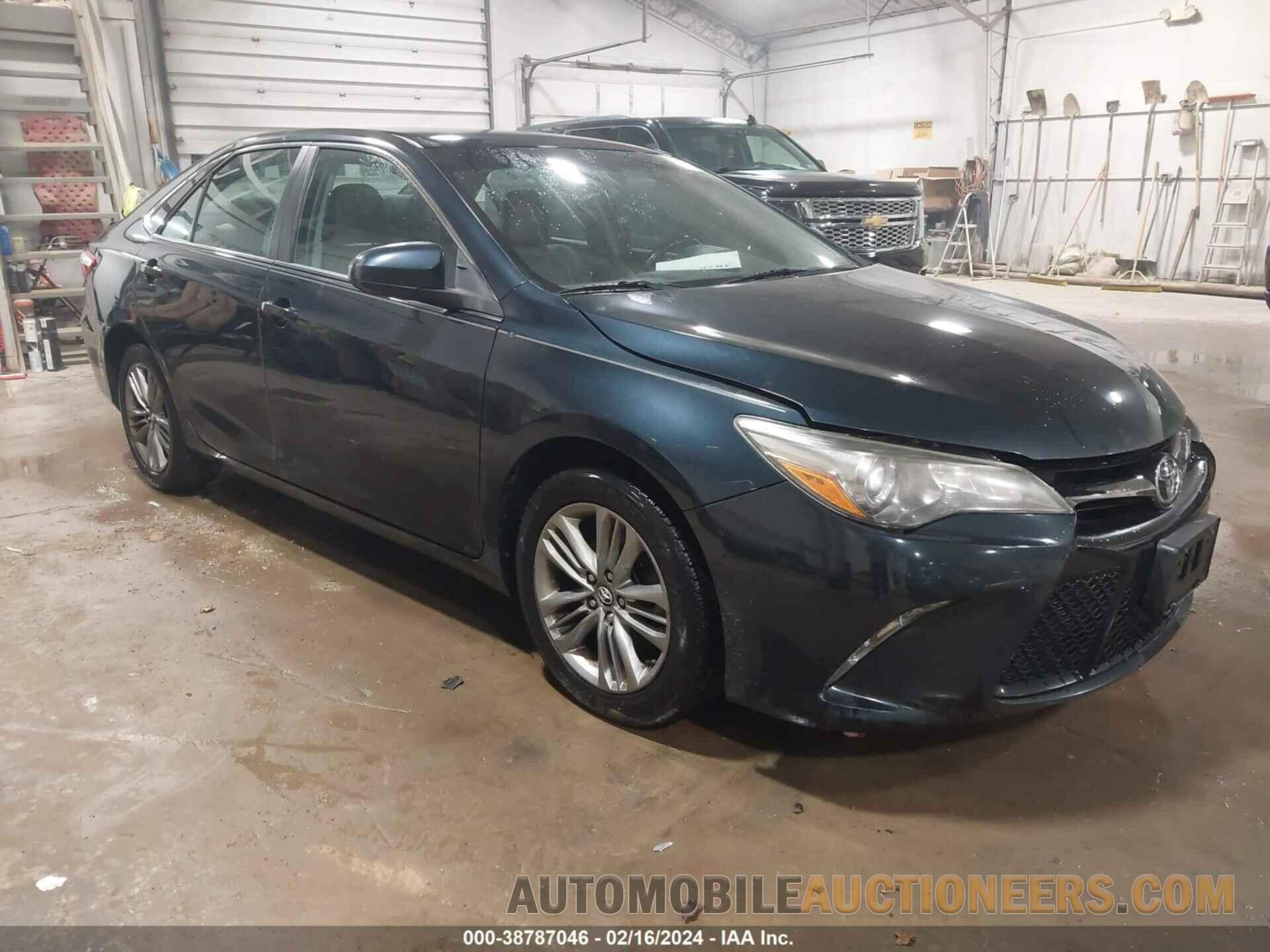 4T1BF1FKXHU690992 TOYOTA CAMRY 2017