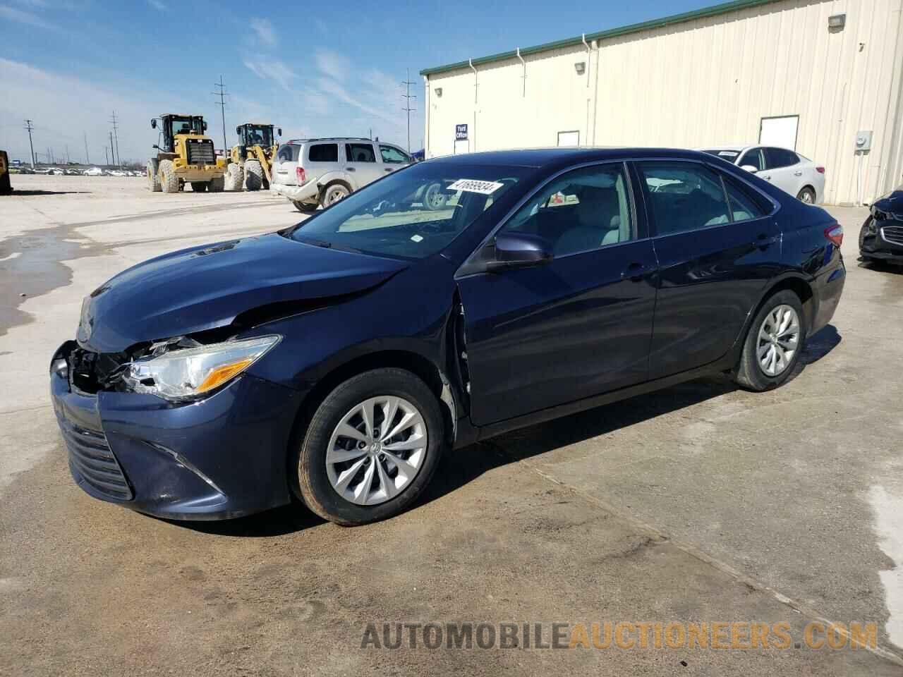 4T1BF1FKXHU696260 TOYOTA CAMRY 2017