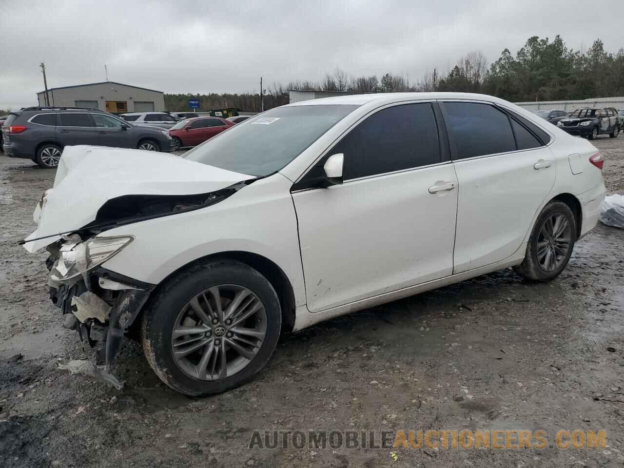 4T1BF1FKXHU696596 TOYOTA CAMRY 2017