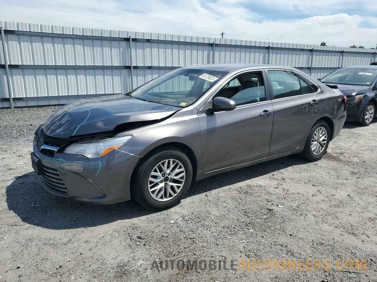 4T1BF1FKXHU699787 TOYOTA CAMRY 2017