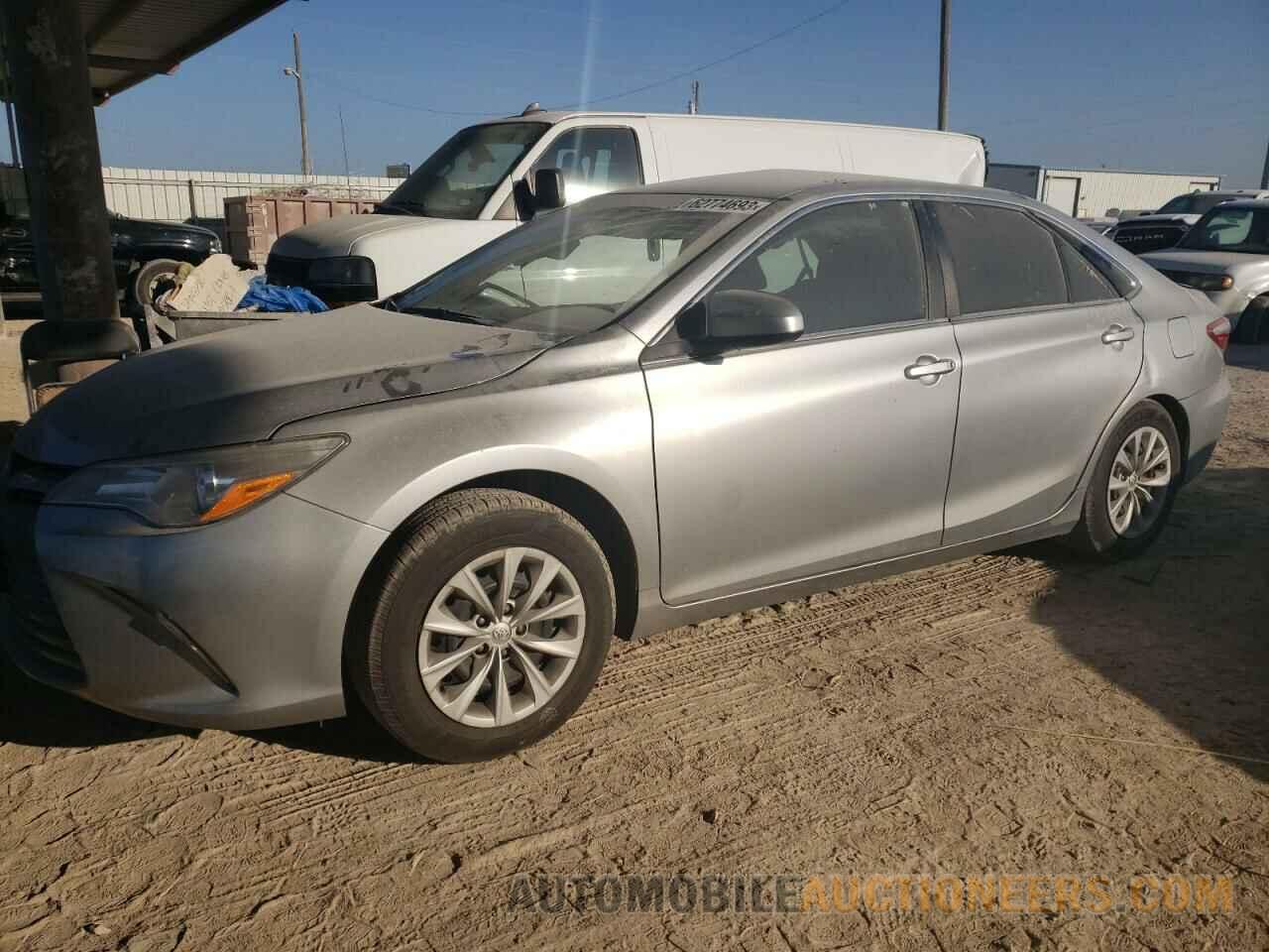 4T1BF1FKXHU717480 TOYOTA CAMRY 2017