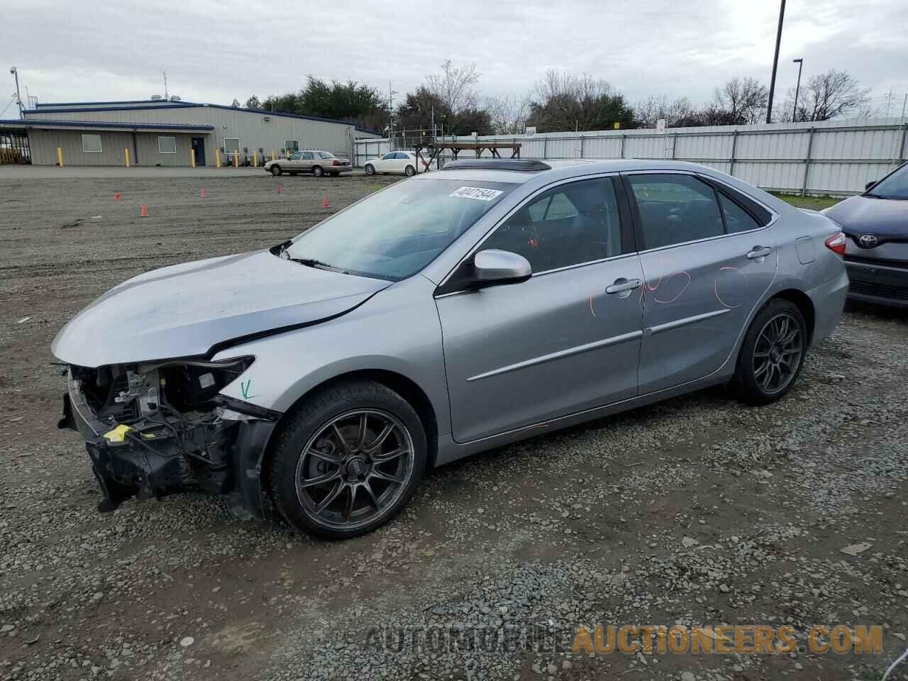 4T1BF1FKXHU718631 TOYOTA CAMRY 2017