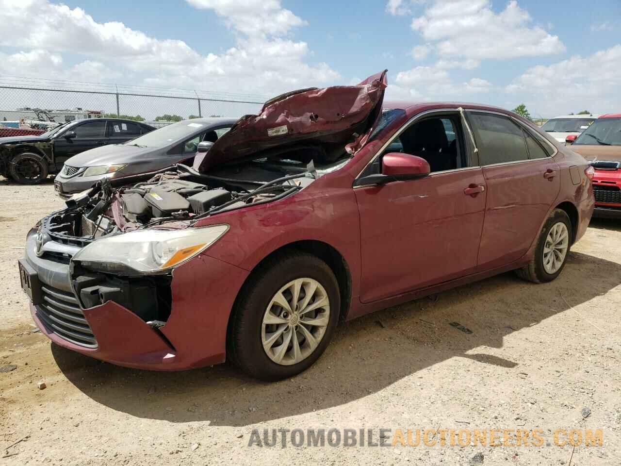 4T1BF1FKXHU724333 TOYOTA CAMRY 2017