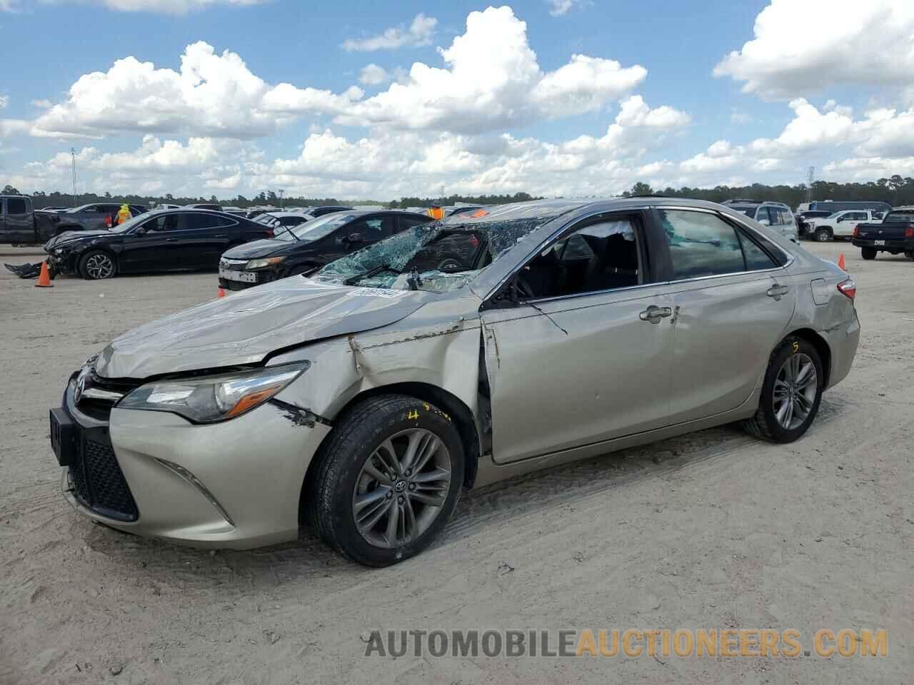 4T1BF1FKXHU724560 TOYOTA CAMRY 2017