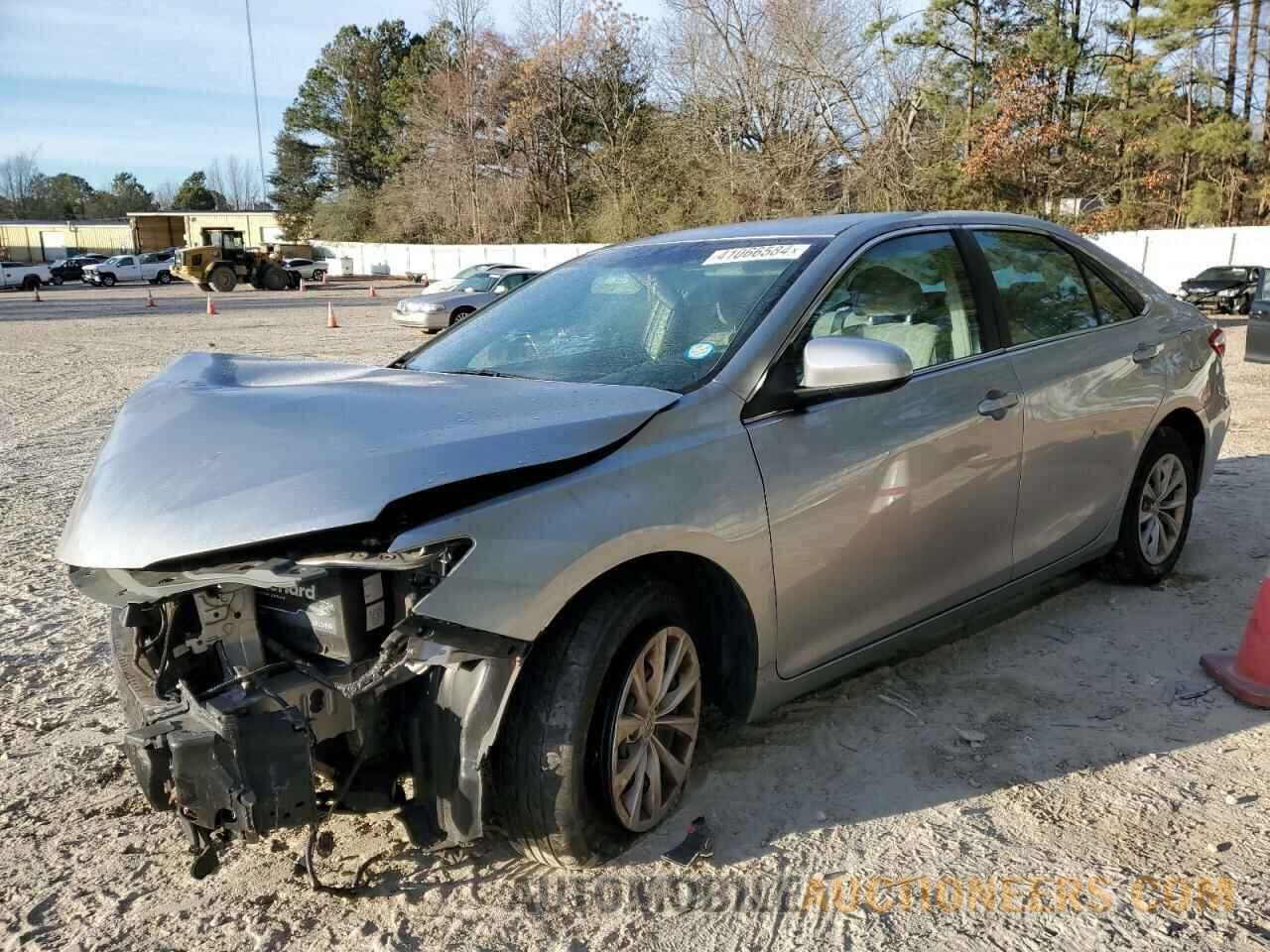 4T1BF1FKXHU802898 TOYOTA CAMRY 2017