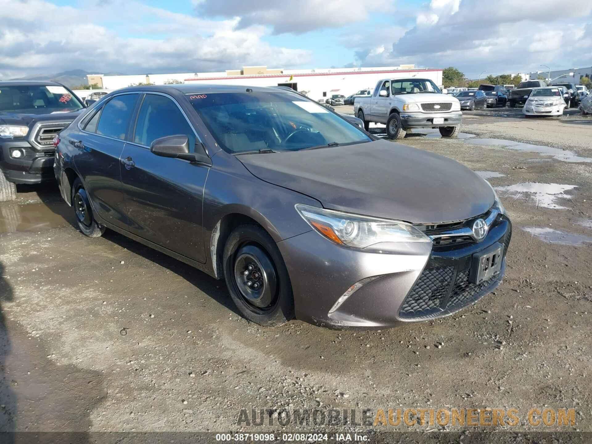 4T1BF1FKXHU803338 TOYOTA CAMRY 2017