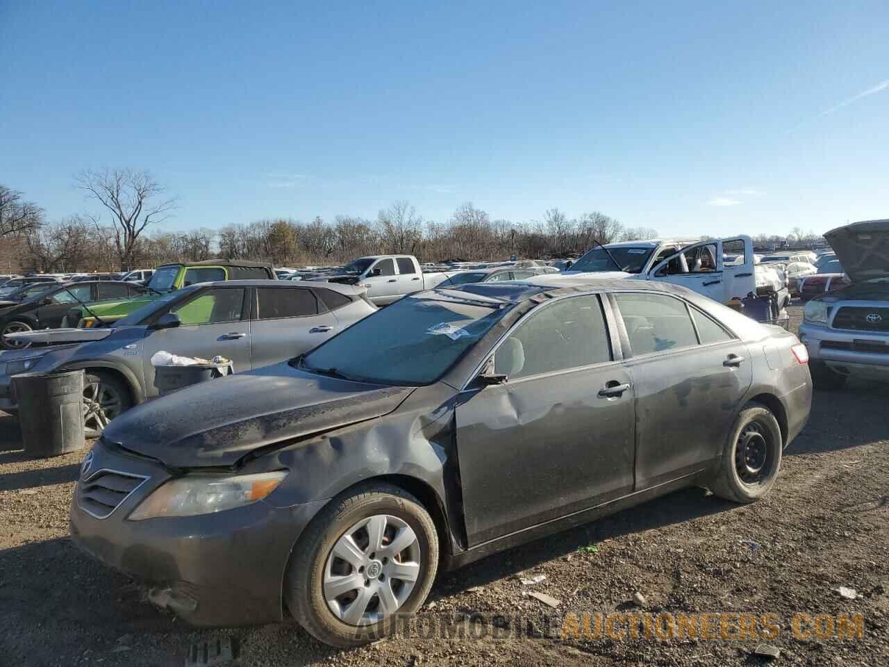 4T1BF3EK0BU153231 TOYOTA CAMRY 2011