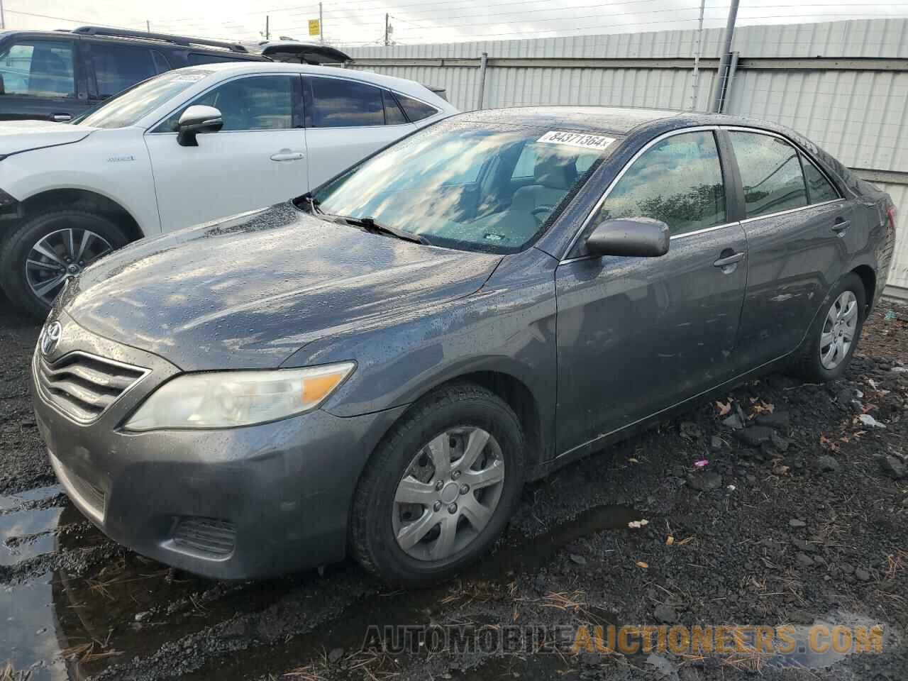 4T1BF3EK0BU187475 TOYOTA CAMRY 2011