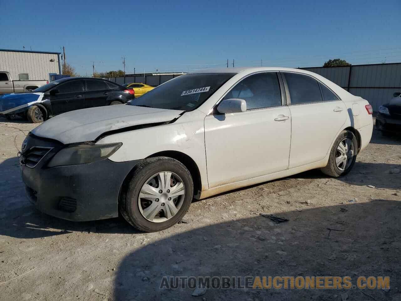 4T1BF3EK0BU584684 TOYOTA CAMRY 2011