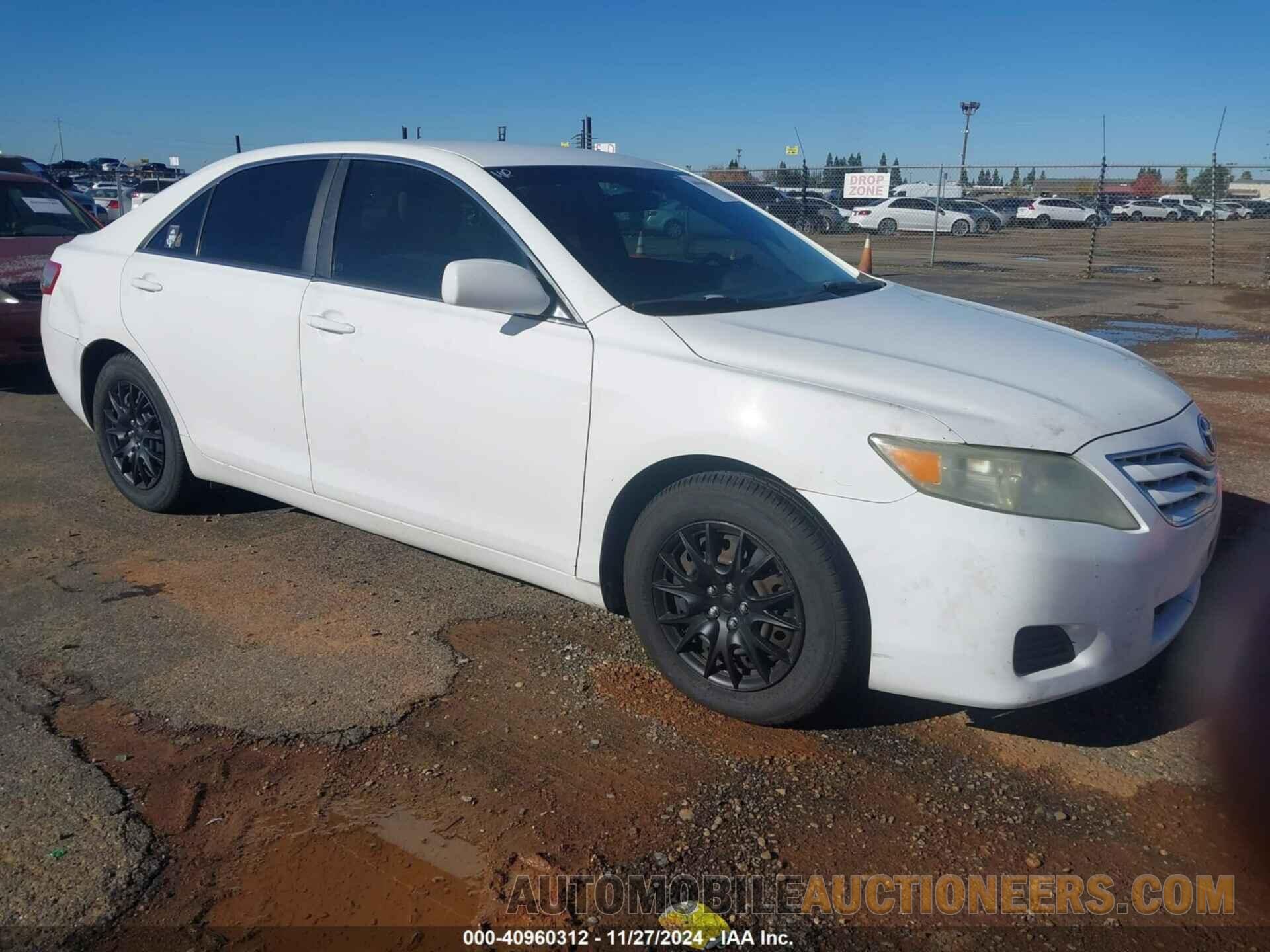 4T1BF3EK0BU598097 TOYOTA CAMRY 2011