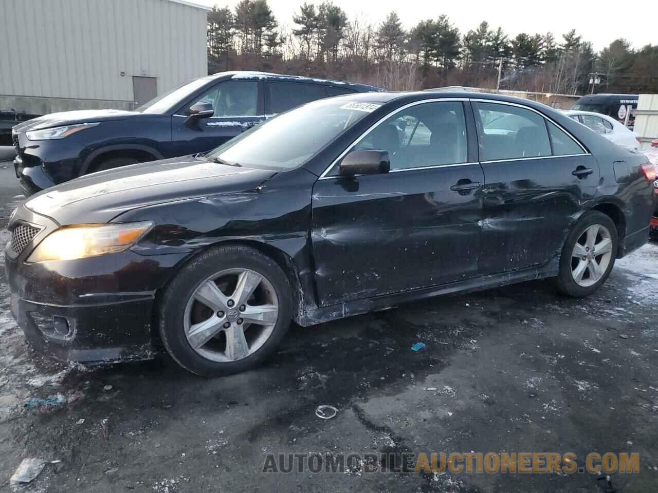 4T1BF3EK0BU733479 TOYOTA CAMRY 2011