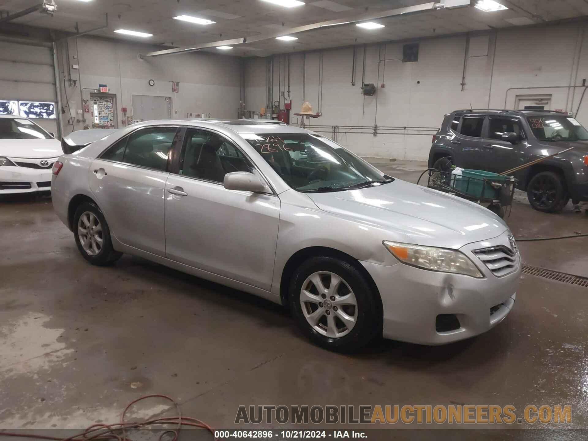 4T1BF3EK1BU139032 TOYOTA CAMRY 2011