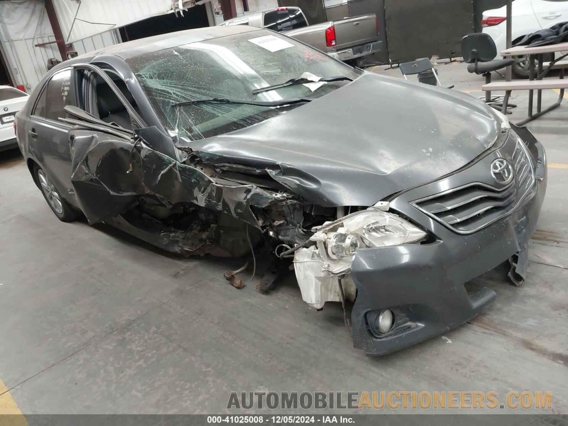 4T1BF3EK1BU225604 TOYOTA CAMRY 2011