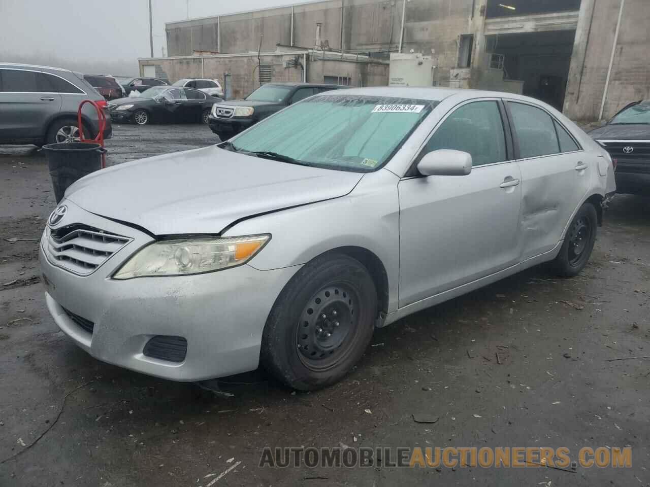 4T1BF3EK1BU740280 TOYOTA CAMRY 2011