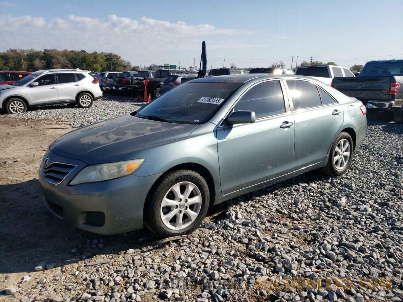 4T1BF3EK1BU744670 TOYOTA CAMRY 2011