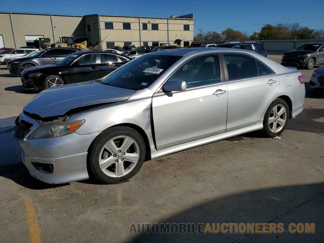 4T1BF3EK2BU159645 TOYOTA CAMRY 2011