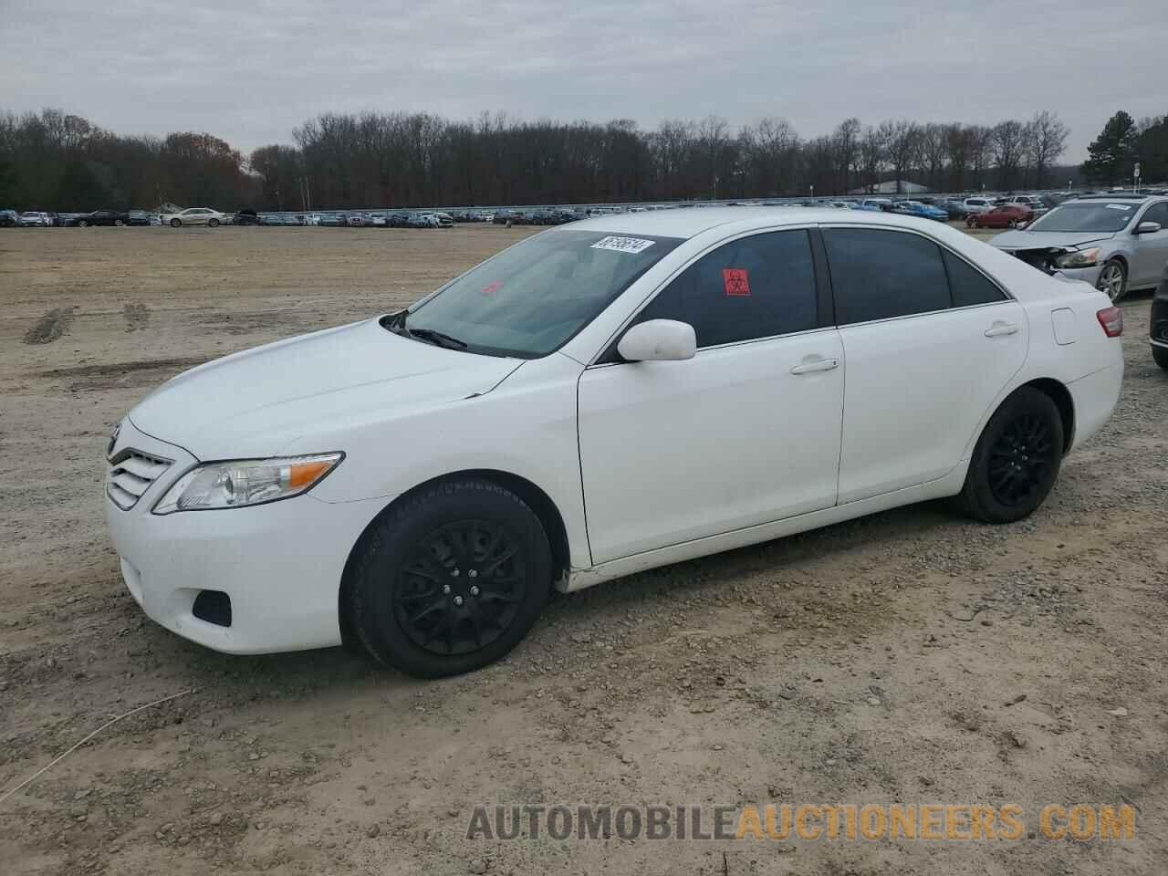 4T1BF3EK2BU627213 TOYOTA CAMRY 2011