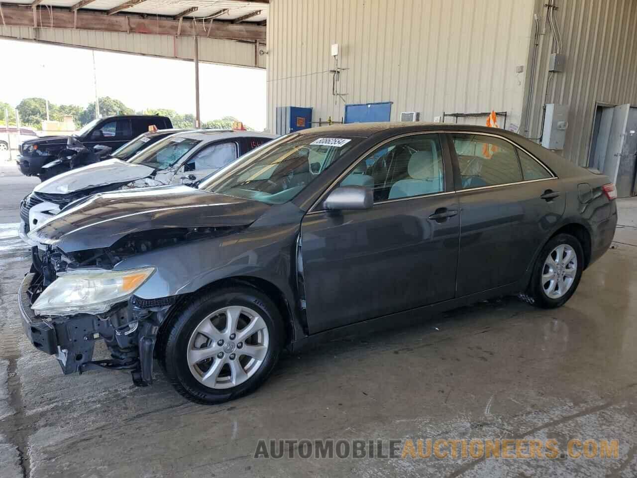 4T1BF3EK2BU736318 TOYOTA CAMRY 2011