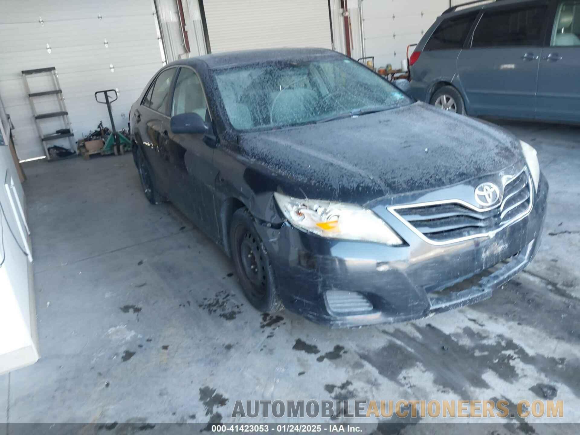 4T1BF3EK3BU174204 TOYOTA CAMRY 2011