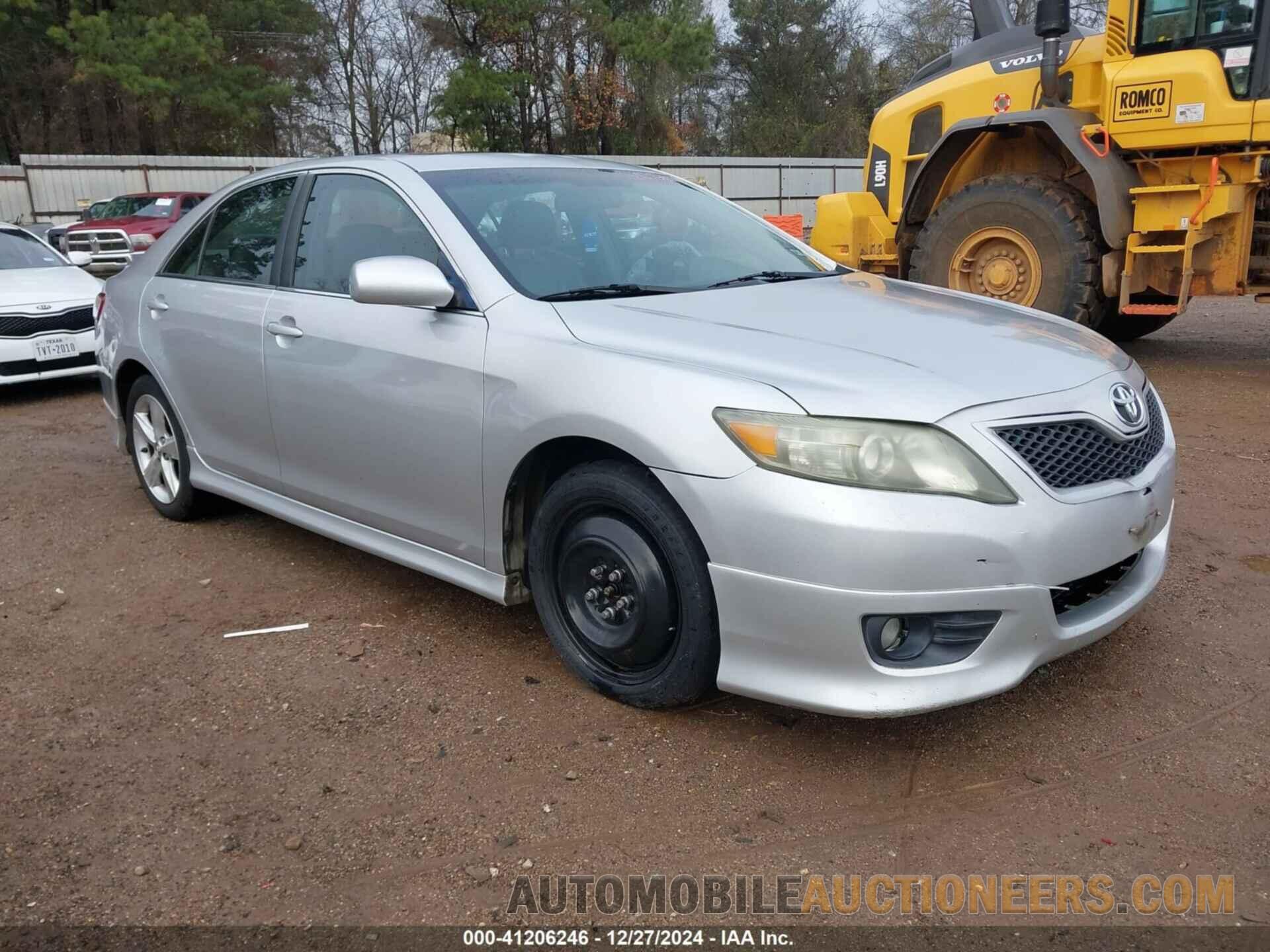 4T1BF3EK3BU208075 TOYOTA CAMRY 2011