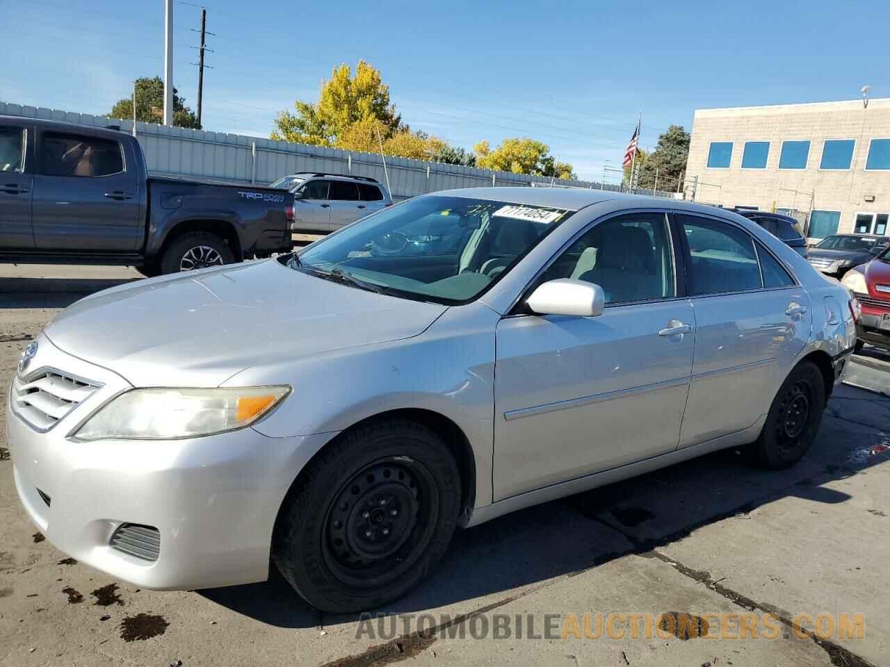 4T1BF3EK4BU717463 TOYOTA CAMRY 2011