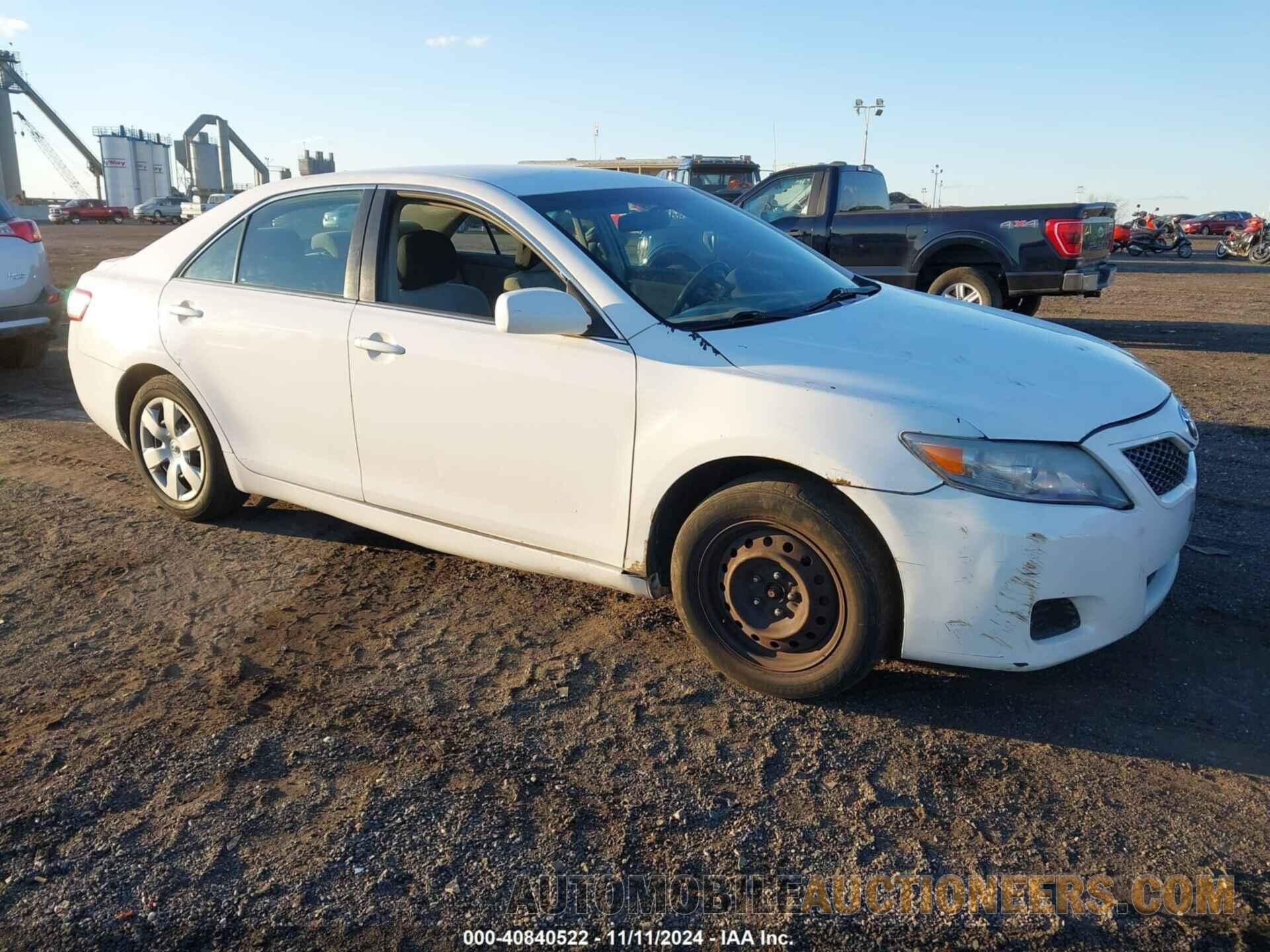 4T1BF3EK5BU618800 TOYOTA CAMRY 2011