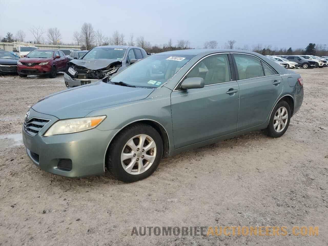 4T1BF3EK5BU686949 TOYOTA CAMRY 2011