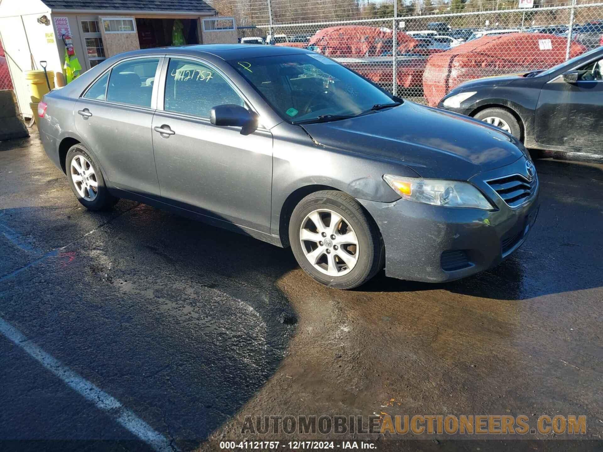 4T1BF3EK6BU178229 TOYOTA CAMRY 2011