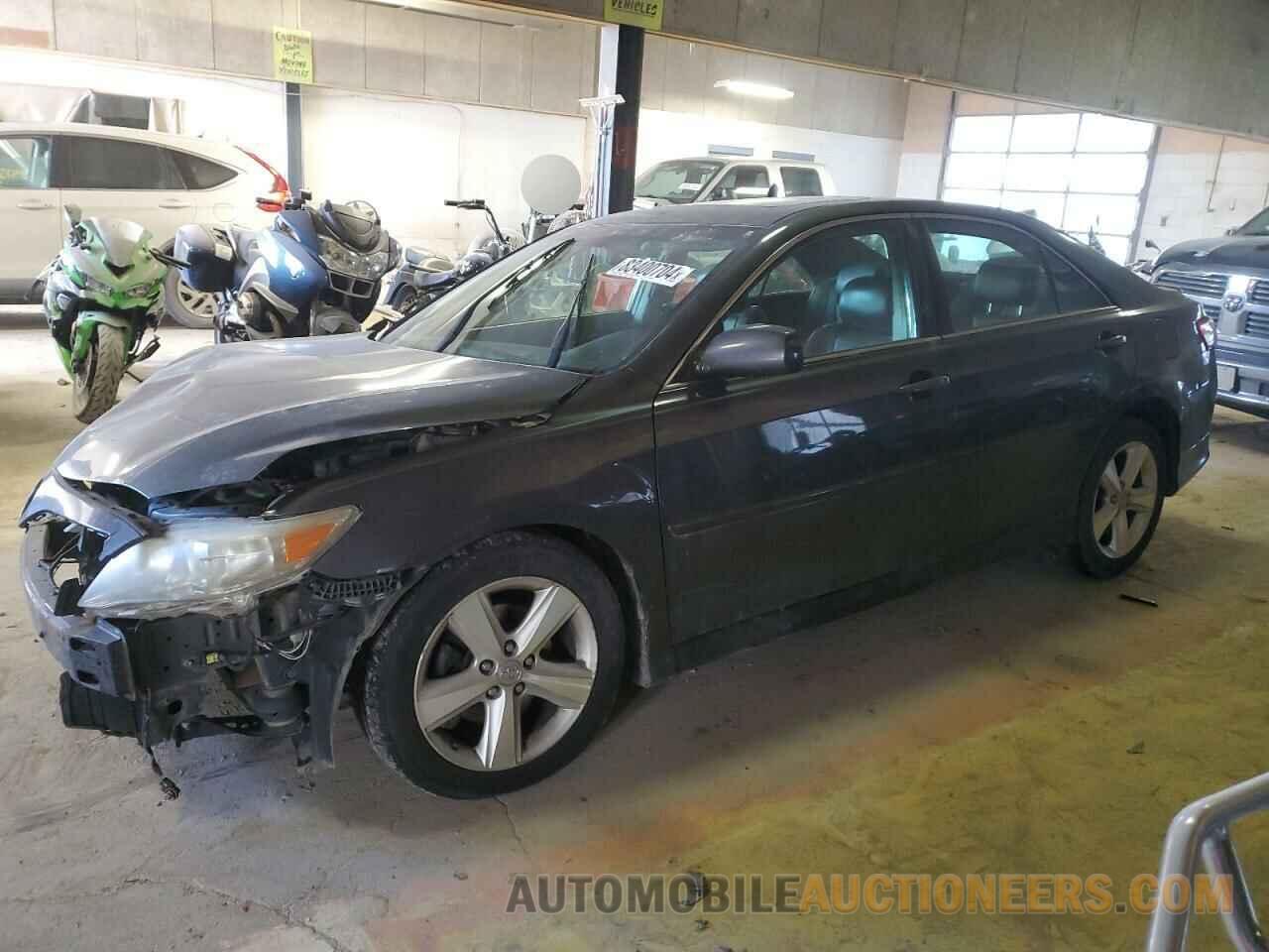 4T1BF3EK7BU192124 TOYOTA CAMRY 2011