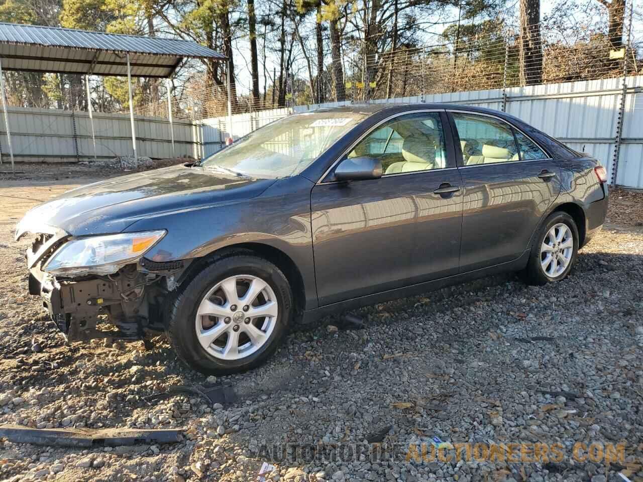 4T1BF3EK7BU587923 TOYOTA CAMRY 2011