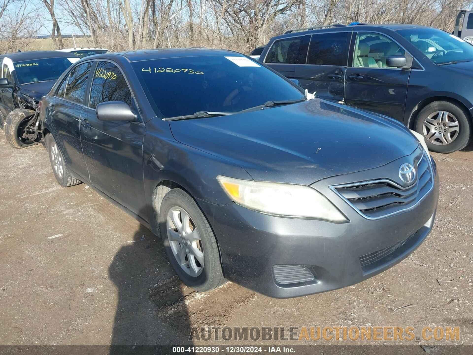 4T1BF3EK8BU682829 TOYOTA CAMRY 2011