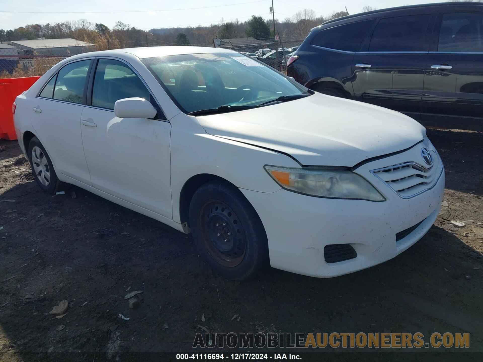 4T1BF3EK9BU636782 TOYOTA CAMRY 2011