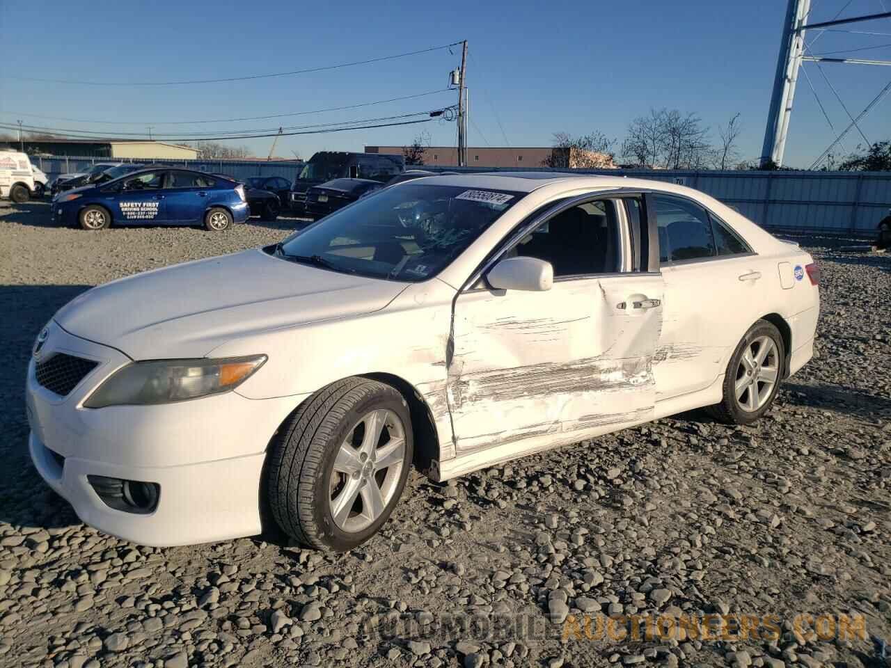 4T1BF3EKXBU740813 TOYOTA CAMRY 2011