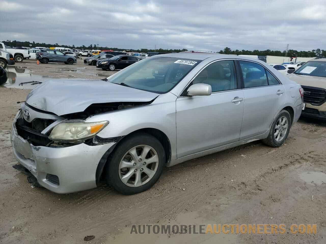 4T1BF3EKXBU749754 TOYOTA CAMRY 2011