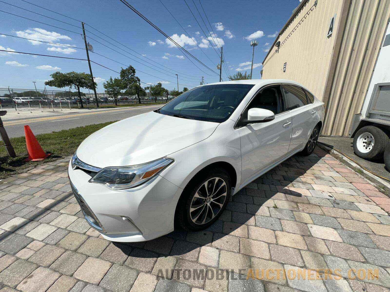 4T1BK1EB6JU269421 Toyota Avalon 2018