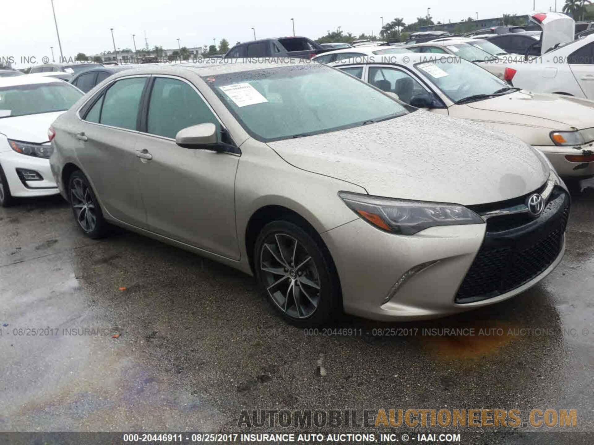 4T1BK1FK4FU029581 Toyota Camry 2015