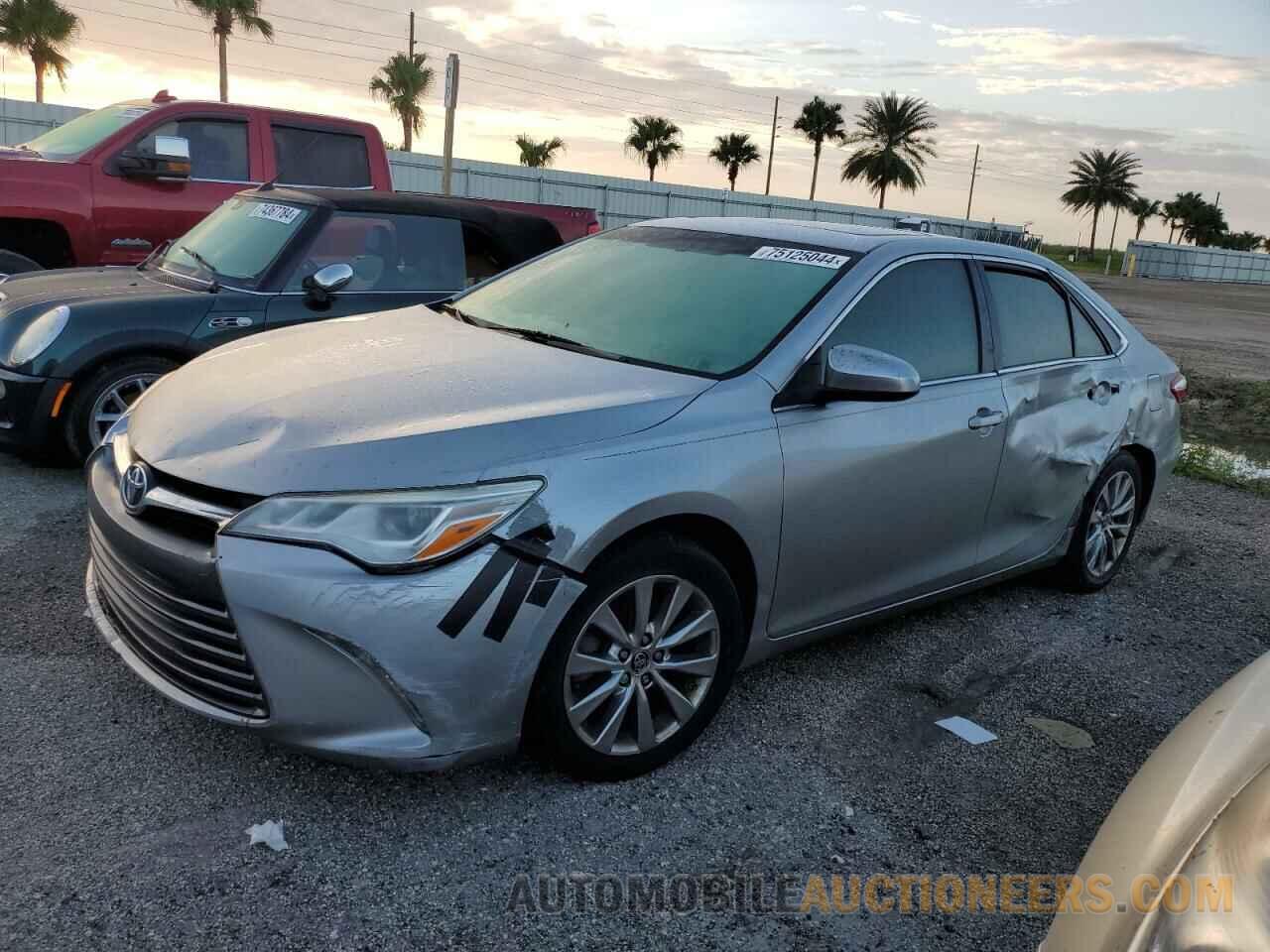 4T1BK1FK6FU565643 TOYOTA CAMRY 2015