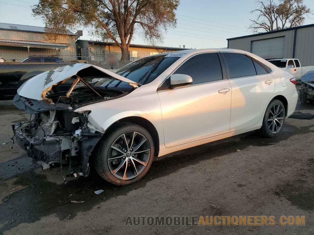 4T1BK1FK7GU569010 TOYOTA CAMRY 2016