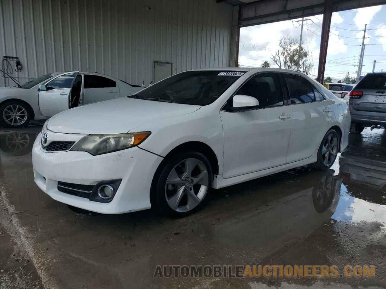 4T1BK1FK9EU545532 TOYOTA CAMRY 2014