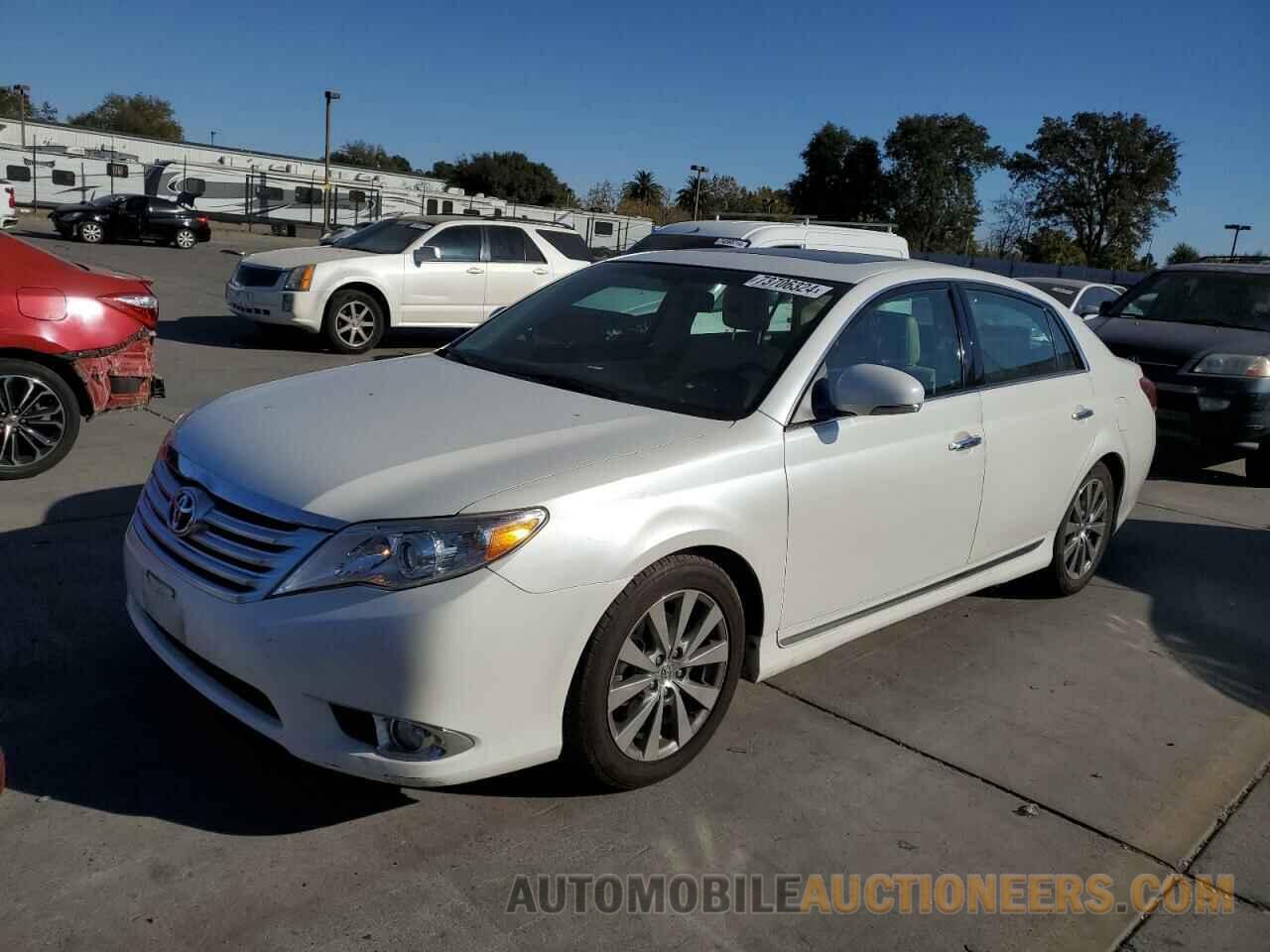 4T1BK3DB1BU416663 TOYOTA AVALON 2011