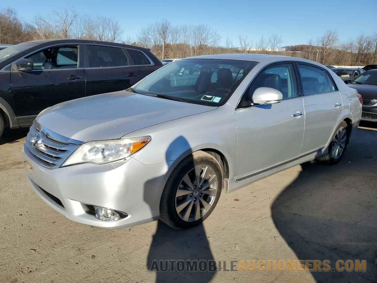 4T1BK3DB5BU373963 TOYOTA AVALON 2011