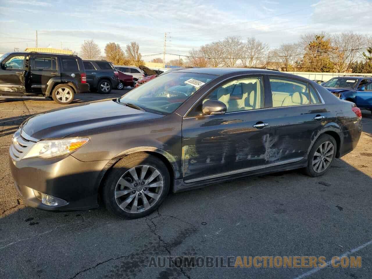 4T1BK3DB9BU388952 TOYOTA AVALON 2011